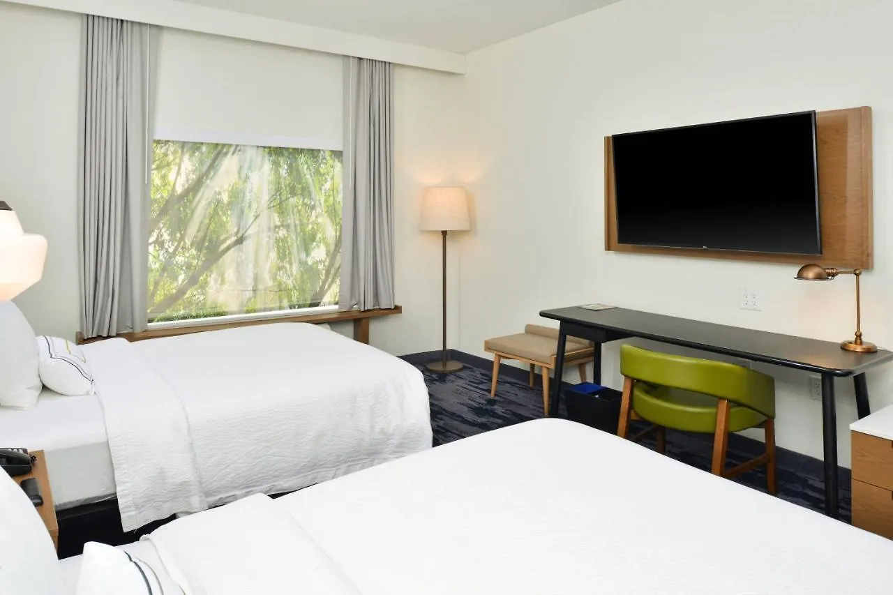 Hotel Fairfield Inn & Suites By Marriott Charlotte University Research Park