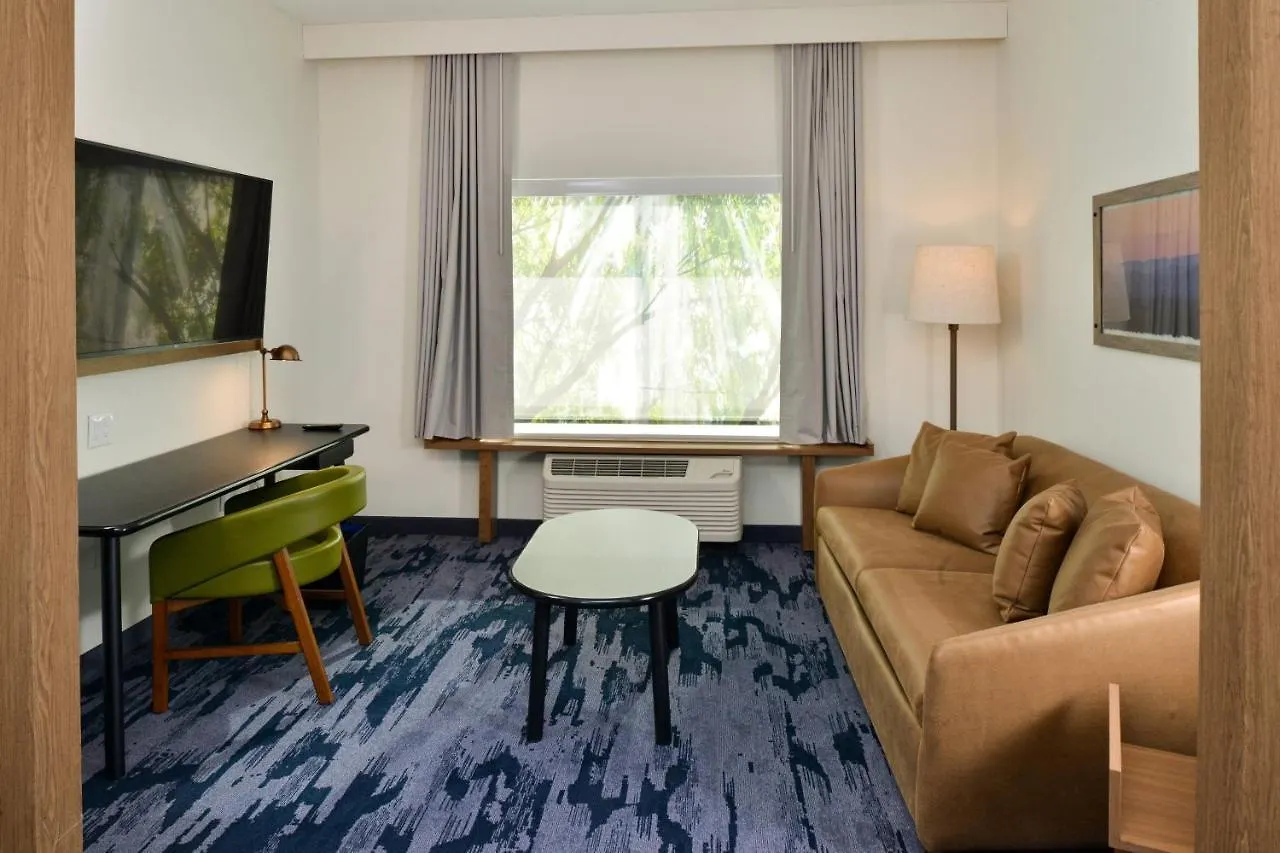 Fairfield Inn & Suites By Marriott Charlotte University Research Park United States