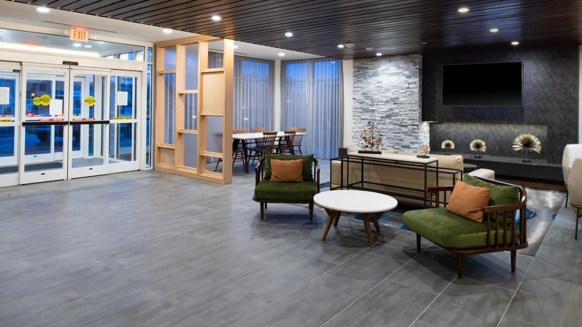 Fairfield Inn & Suites By Marriott Charlotte University Research Park